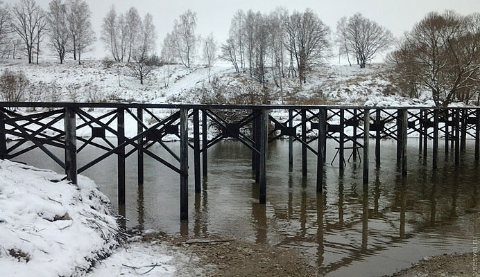 Свайные мосты: надежное решение для преодоления водных преград в Абакане от 57338 руб