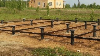 Установка и монтаж - винтовые сваи в Абакане для свайного фундамента дома. Цена от 2085 руб - видео закручивание